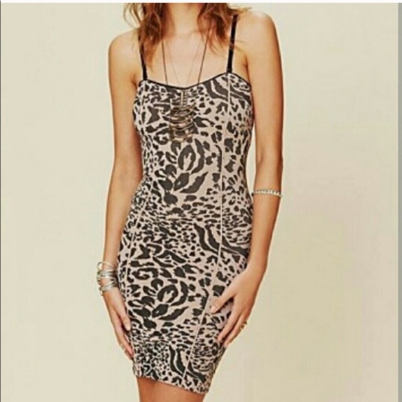 Free people intimately leopard bodycon 🚨 weekend sale - Picture 2 of 3